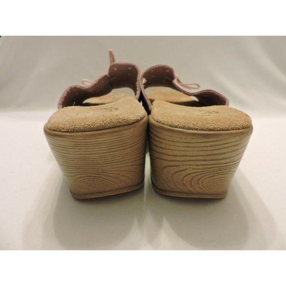 White Mountain Sandals Slip On Clogs Low Heel 9M Comfy Casual Italian Pink Shoes - Picture 3 of 5